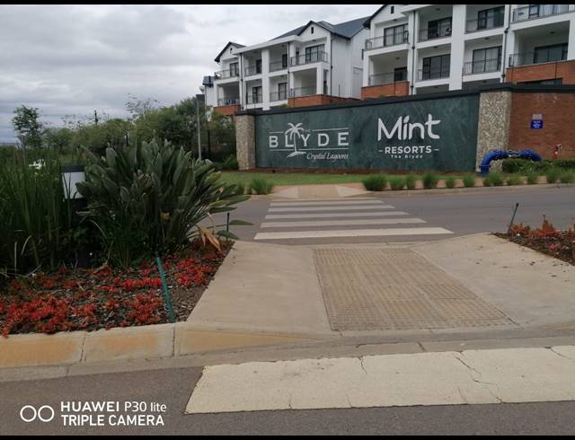 1 BEDROOM APARTMENT TO LET IN WILLOW PARK MANOR